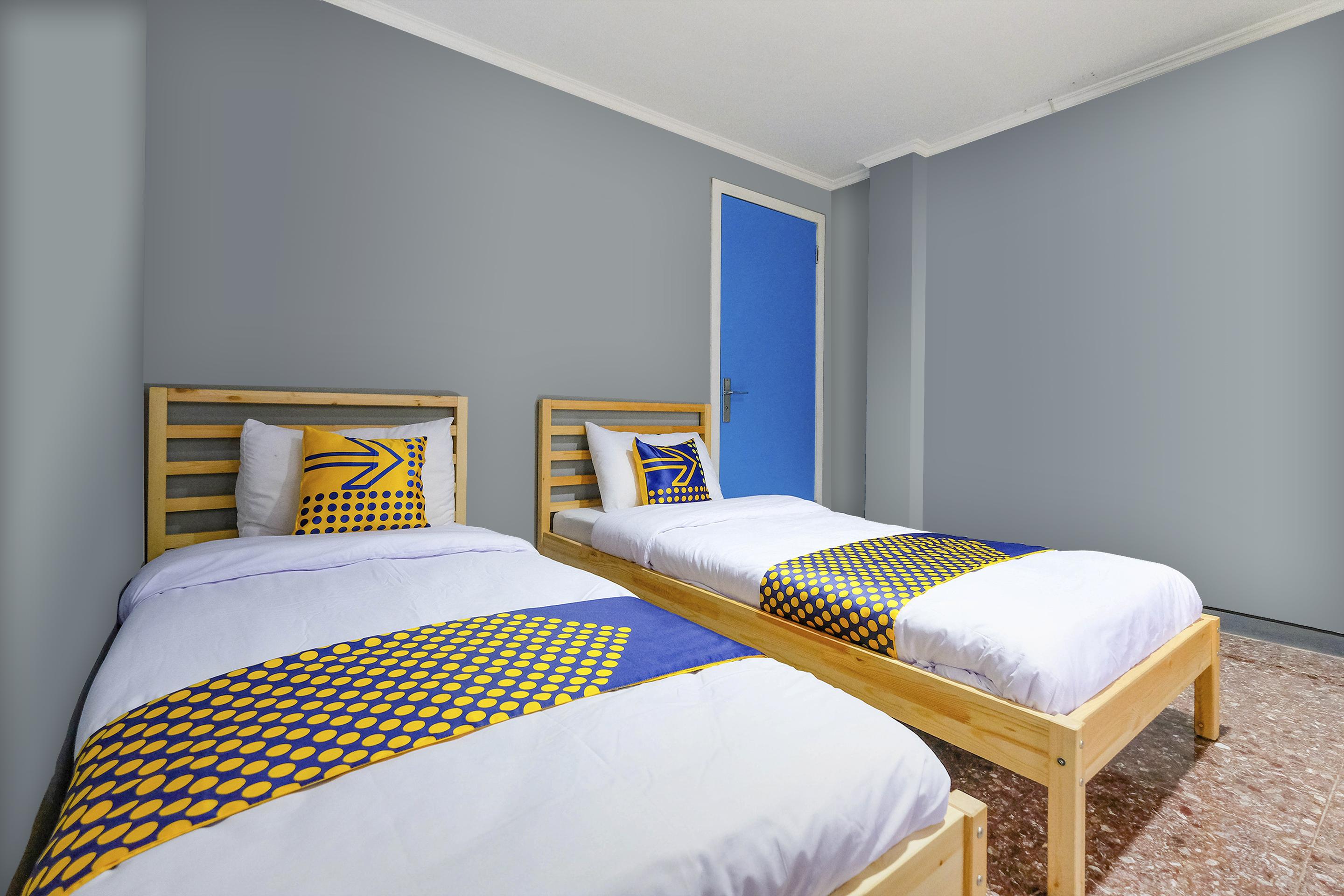 Spot On 2281 Omajo Otel Semarang Dış mekan fotoğraf