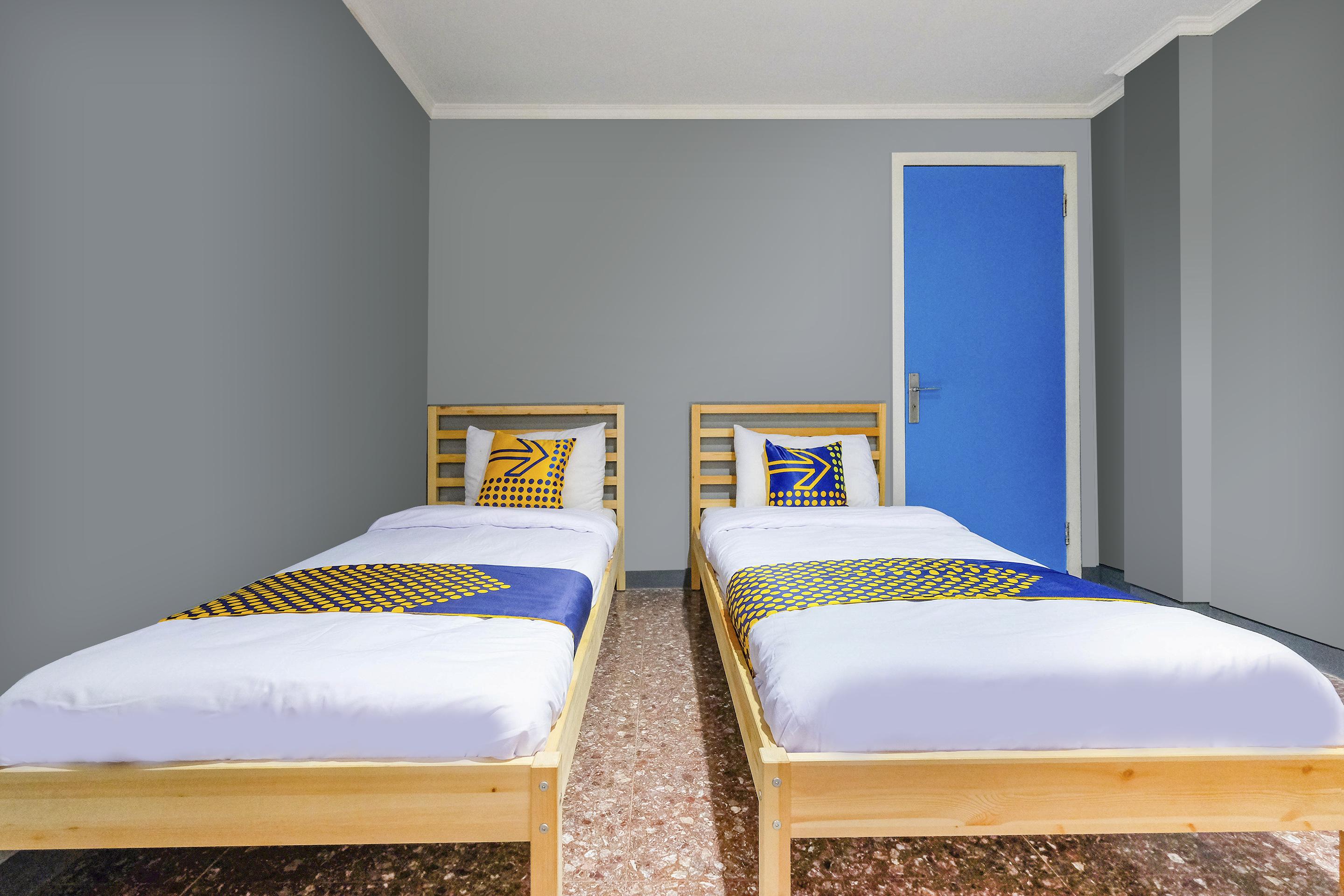 Spot On 2281 Omajo Otel Semarang Dış mekan fotoğraf