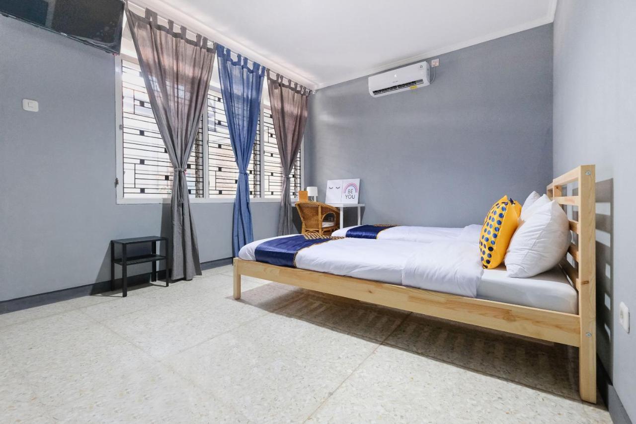 Spot On 2281 Omajo Otel Semarang Dış mekan fotoğraf